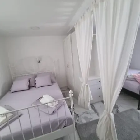 Appartement Enjoy The Silence In Old Private Penthouse *
