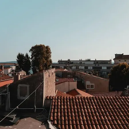 Enjoy The Silence In Old Private Penthouse Apartamento