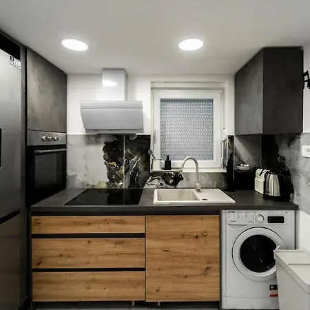 Apartamento Enjoy The Silence In Old Private Penthouse