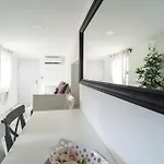 Enjoy The Silence In Old Private Penthouse ザダル