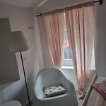 Enjoy The Silence In Old Private Penthouse アパート ザダル