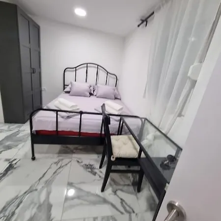 Enjoy The Silence In Old Private Penthouse Appartement *