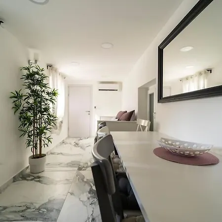 Enjoy The Silence In Old Private Penthouse Appartement