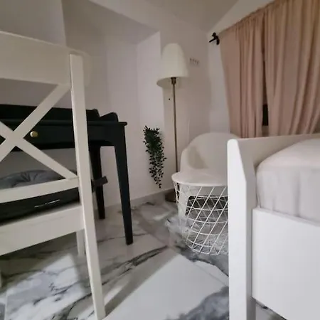 Appartement Enjoy The Silence In Old Private Penthouse Zadar