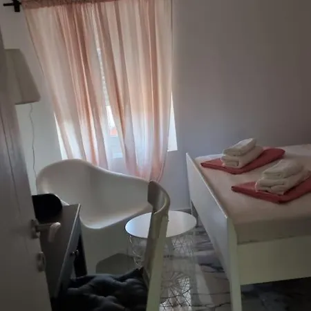 Enjoy The Silence In Old Private Penthouse Appartement *